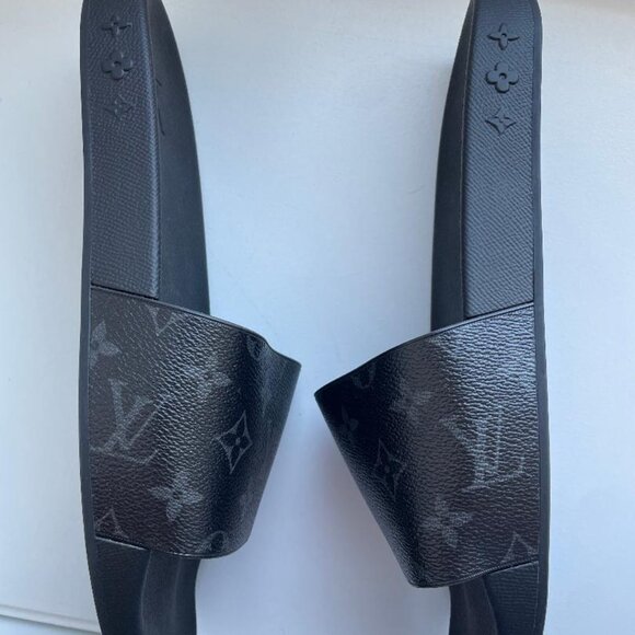 Louis Vuitton Men’s Black Monogram Slides Size 12 | LV Sandals - Picture 3 of 3